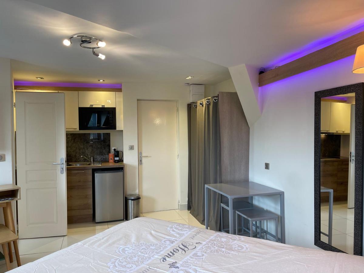 Residence Les Rives Du Cher Монлюсон Экстерьер фото